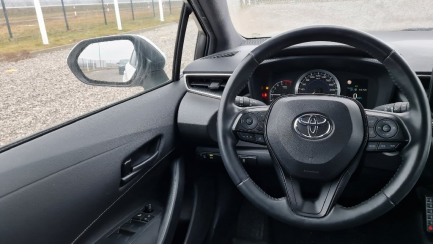 Zdjęcie przedmiotu: Toyota Corolla 1.8 Hybrid Active + LPG