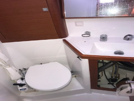 Zdjęcie przedmiotu: SAILING YACHT Beneteau Oceanis 41