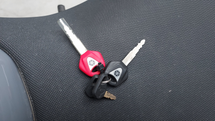 Zdjęcie przedmiotu: YAMAHA Niken GT