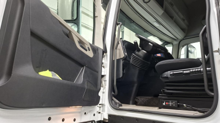 Zdjęcie przedmiotu: Ford F-MAX 500 12.7 TDCi E6d 18.0t