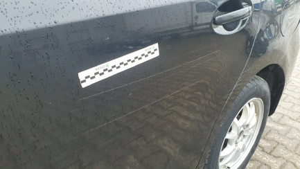 Zdjęcie przedmiotu: Toyota Prius 1.8 HSD Premium