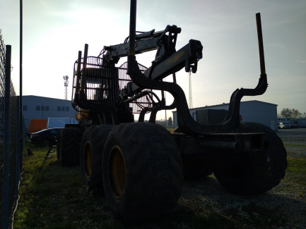 Zdjęcie przedmiotu: PONSSE WISENT forwarder with PONSSE K70 + S crane