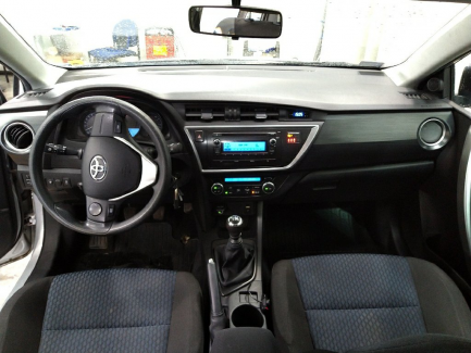 Zdjęcie przedmiotu: Toyota Auris  1.33 VVT-i Life