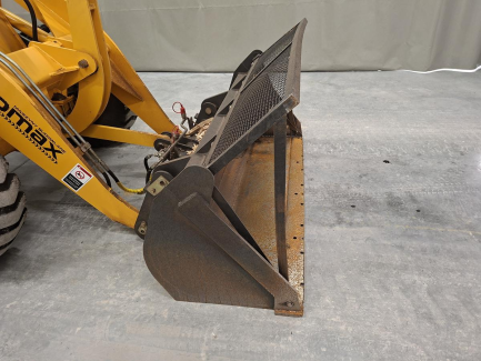 Zdjęcie przedmiotu: Ładowarka kołowa przegubowa PETROMAX PM 916