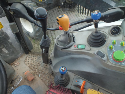 Zdjęcie przedmiotu: DEUTZ FAHR AGROTRON K610 T22 + TUR farm tractor