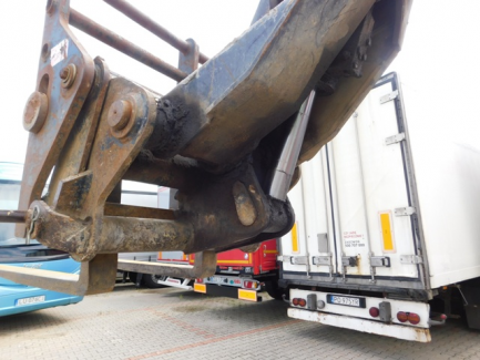 Zdjęcie przedmiotu: Manitou BF telescopic loader, 44158 Ancenis Cedex France MT 1740 SLT