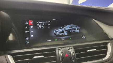 Zdjęcie przedmiotu: ALFA ROMEO Giulia 2.0 Turbo Veloce aut