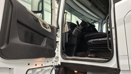 Zdjęcie przedmiotu: Ford F-MAX 500 12.7 TDCi MR`19 E6d 18.0t