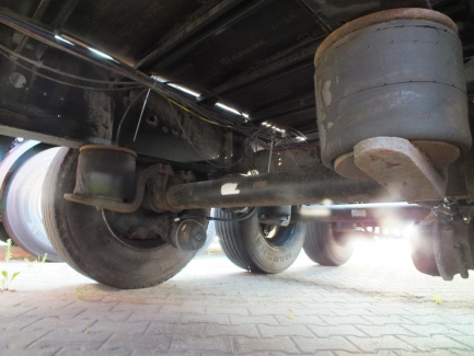 Zdjęcie przedmiotu: KRONE SD Curtain trailer