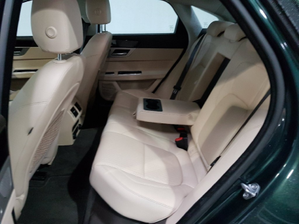 Zdjęcie przedmiotu: JAGUAR XF 2.0 i4D AWD Prestige aut