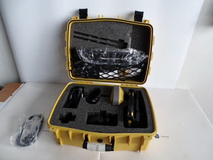 Zdjęcie przedmiotu: TOPCON HiPer VR / FC-5000 GSM surveying set
