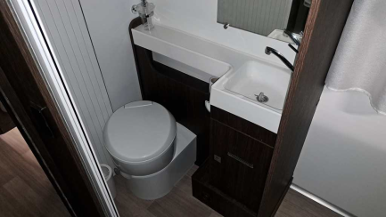 Zdjęcie przedmiotu: BENIMAR TESSORO 495 UP