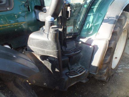 Zdjęcie przedmiotu: VALTRA T213 VERSU agricultural tractor