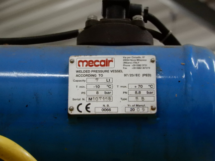 Zdjęcie przedmiotu: Vacuum cleaner DELFIN MANUFACTURERS OF INDUSTRIAL VACUUMS HEAVY DUTY ASDG300SEPN