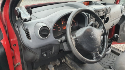 Zdjęcie przedmiotu: Peugeot Partner 1.6 HDi Euro 5 1560ccm - 90HP L1 Active