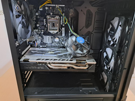 Zdjęcie przedmiotu: ASUS Desktop Computer &ndash; 3 pcs.