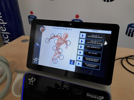 Zdjęcie przedmiotu: A medical device designed to destroy fat cells and increase collagen production in the skin caused by thermal shock caused by low and high temperatures generated by the device - CRYO T-SHOCK 4.0