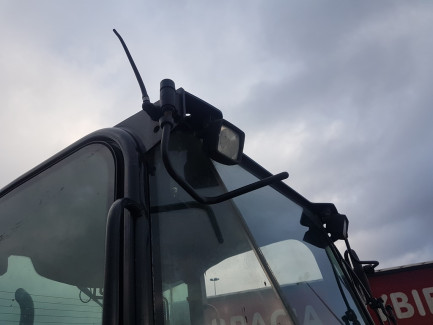 Zdjęcie przedmiotu: Ładowarka kołowa CATERPILLAR 908H2