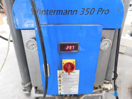 Zdjęcie przedmiotu: A set for spraying and polyurethane injection