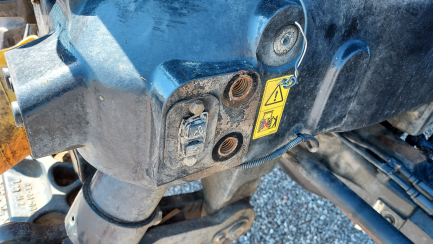 Zdjęcie przedmiotu: Agricultural tractor STEYR CVT6150