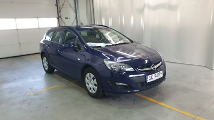 Zdjęcie przedmiotu: Opel Astra IV 1.6 CDTI Essentia Sports Tourer 12-16