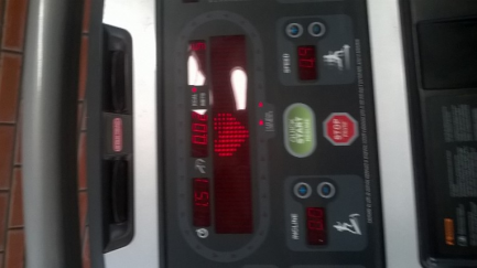 Zdjęcie przedmiotu: STAR TRAC treadmill