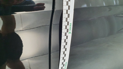 Zdjęcie przedmiotu: Mercedes-benz C63 AMG