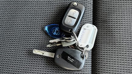 Zdjęcie przedmiotu: Renault Master FWD 2.3 dCi L3H1 Pack Clim S&S+E E6 3.5t