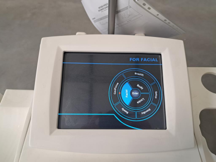 Zdjęcie przedmiotu: ELITE SHAPE EXCLUSIVE cosmetic device designed for body shaping, cellulite removal, facial and body skin firming and breast and buttocks lifting