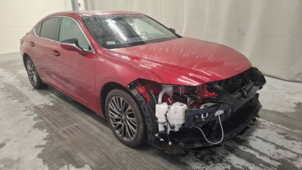 Zdjęcie przedmiotu: Lexus ES300H Elegance