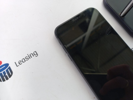 Zdjęcie przedmiotu: Telefon / Smartfon Apple iPhone 11 64GB czarny kod prod. MWLT2PM/A