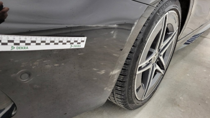 Zdjęcie przedmiotu: Mercedes-benz C200 mHEV 4-Matic AMG