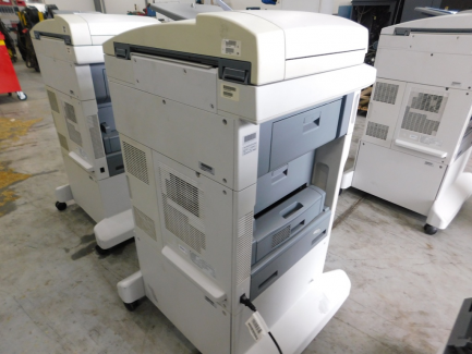 Zdjęcie przedmiotu: Hewlett-Packard (HP) LaserJet M5035 MFP laser multifunction printer