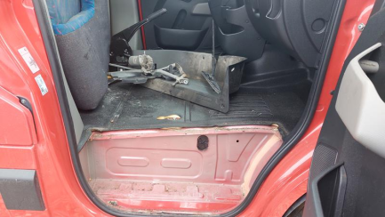 Zdjęcie przedmiotu: RENAULT/CARPOL MASTER FWD dCi E6 3.5t L3H1 Pack ClimS&S+E