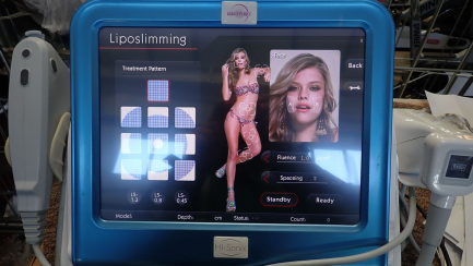 Zdjęcie przedmiotu: A device for aesthetic medicine HI-Sonix