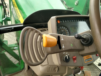 Zdjęcie przedmiotu: John Deere 6430 tractor + KNOCH I front loader