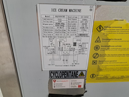 Zdjęcie przedmiotu: RESTO QUALITY RQ 369 CRE Італійська машина для виробництва морозива