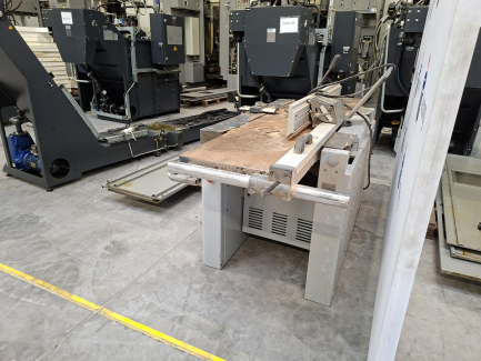 Zdjęcie przedmiotu: Wyr&oacute;wnywarko-grubiarka FELDER AD 951