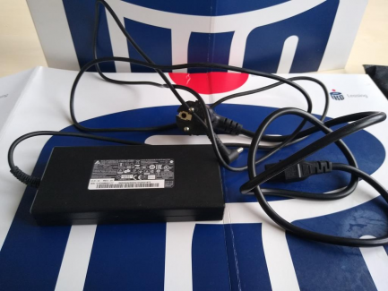 Zdjęcie przedmiotu: MSI GS73 / 8RF-043PL laptop