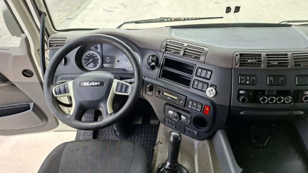 Zdjęcie przedmiotu: DAF CF 320 E6 18.0t FA Space Cab