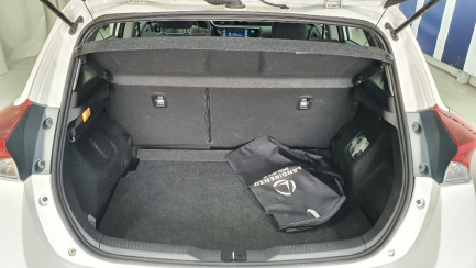 Zdjęcie przedmiotu: Toyota Auris Hatchback