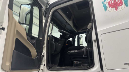 Zdjęcie przedmiotu: Mercedes-benz Actros E6 18.0t