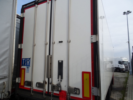 Zdjęcie przedmiotu: SCHMITZ CARGOBULL SCB*S3B Refrigerator