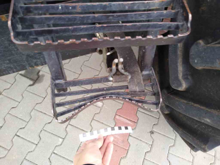 Zdjęcie przedmiotu: AUKCJA PAKIETOWA Ciągnik rolniczy Belarus 1221.2 + Przyczepa zrywkowa Palms 12D/700