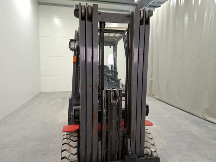 Zdjęcie przedmiotu: W&oacute;zek widłowy HANGCHA CPQD25N-RW22 + Chwytak rurowy do blok&oacute;w pianki Malik MFMS20D-080A