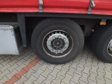 Zdjęcie przedmiotu: SCHMITZ CARGOBULL SCB*S3T Curtain semitrailer