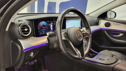 Zdjęcie przedmiotu: Mercedes-Benz E 220 d 4-Matic AMG/Avantgarde