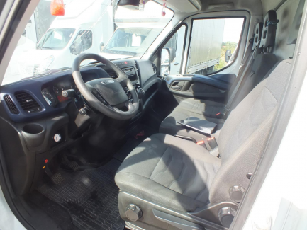 Zdjęcie przedmiotu: Iveco Daily 35S18 Euro 6 + lift