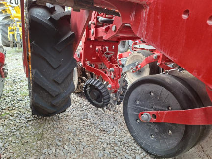 Zdjęcie przedmiotu: Siewnik punktowy VADERSTAD TEMPO T6 (TPT 6)