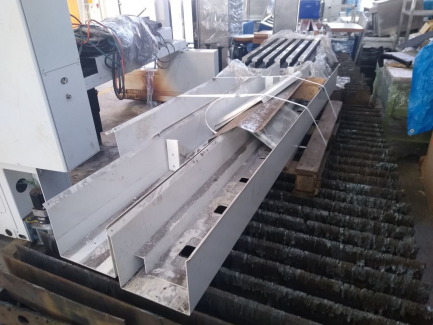 Zdjęcie przedmiotu: Automatic oxygen-plasma cutting machine Eckert Szafir